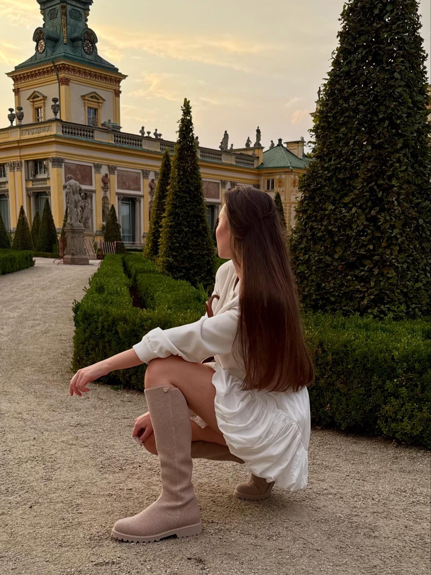 VIVAIA — wider frame